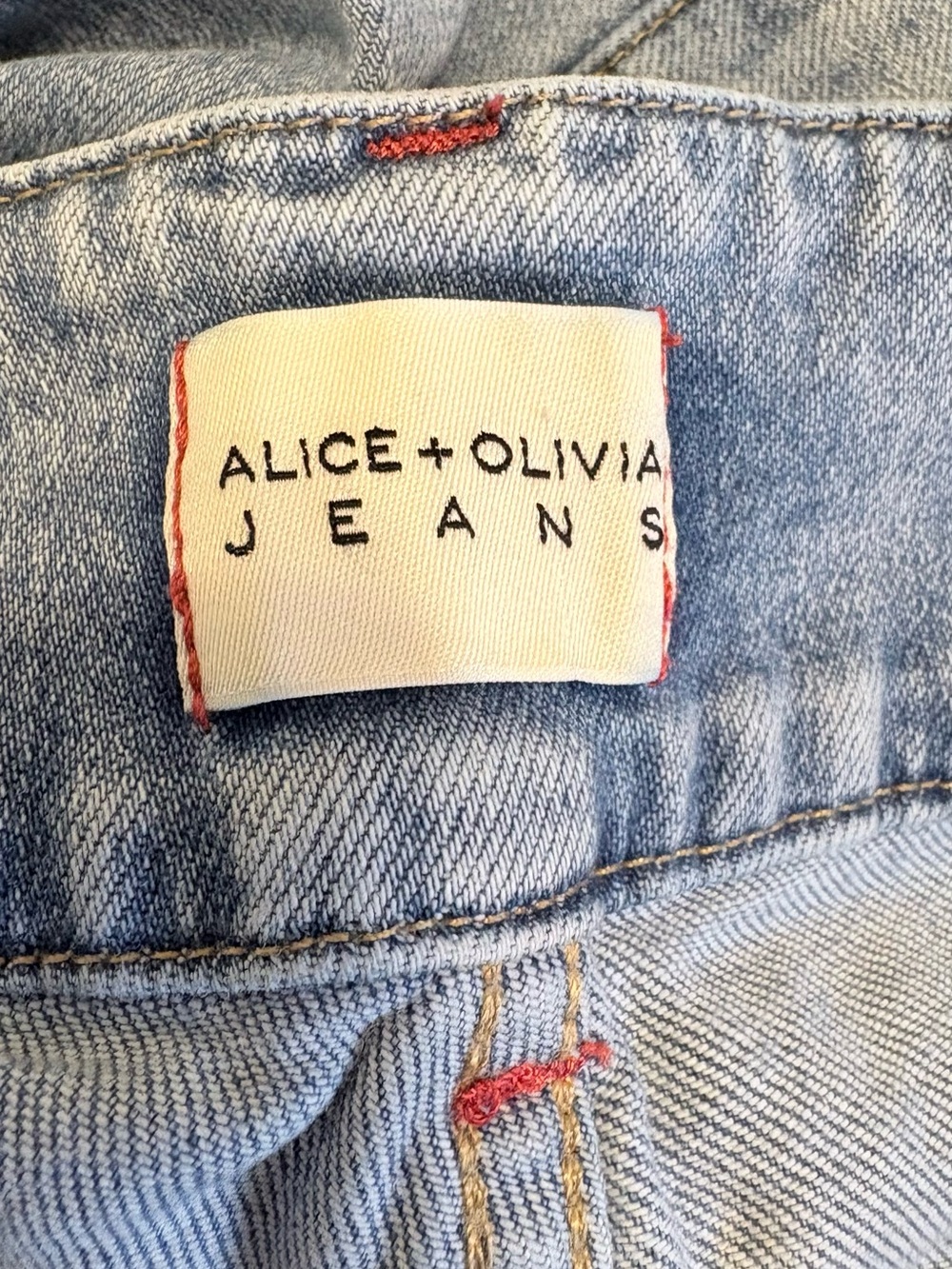 Alice + Olivia Stacey Low Rise Bell Bottom Jean in Bay Blue size 31 - Picture 6 of 8